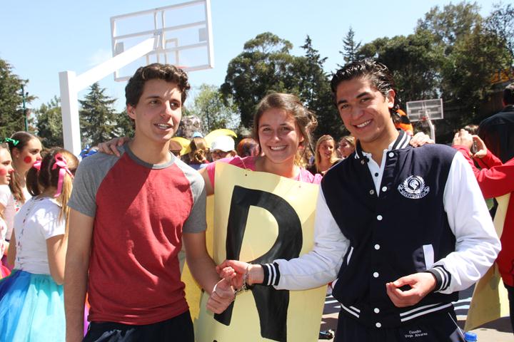 Ir a la Siguiente Foto