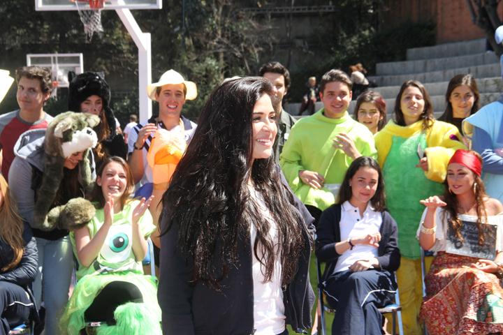 Ir a la Siguiente Foto