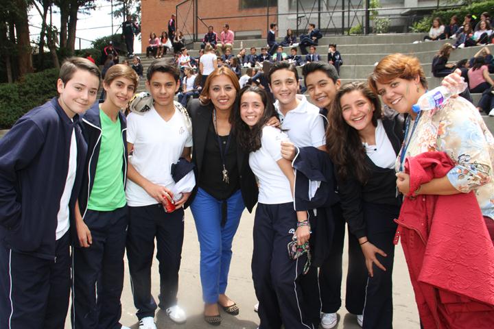 Ir a la Siguiente Foto