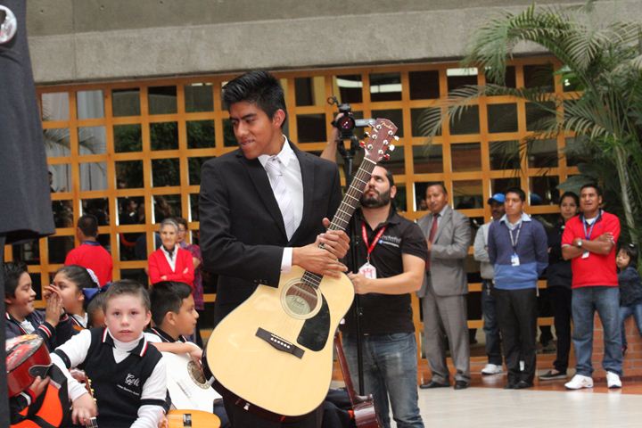 Ir a la Siguiente Foto
