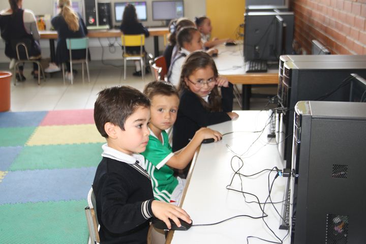 Ir a la Siguiente Foto