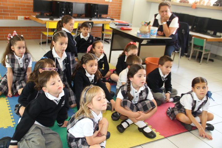 Ir a la Siguiente Foto
