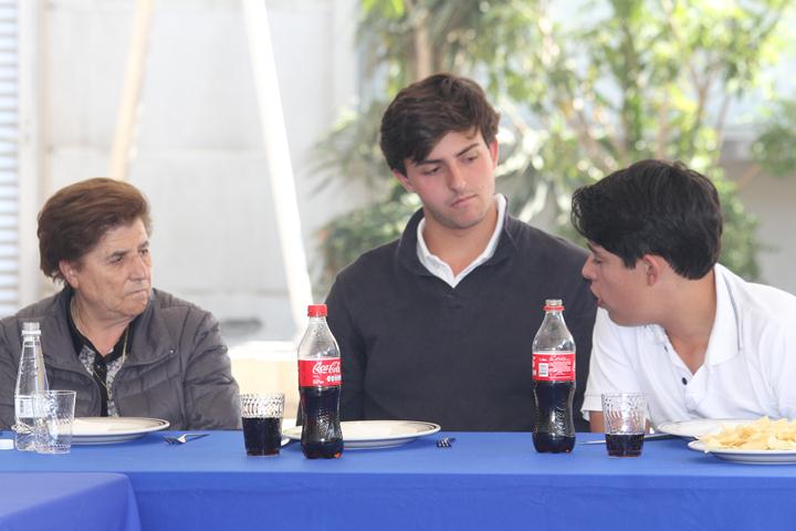 Ir a la Siguiente Foto