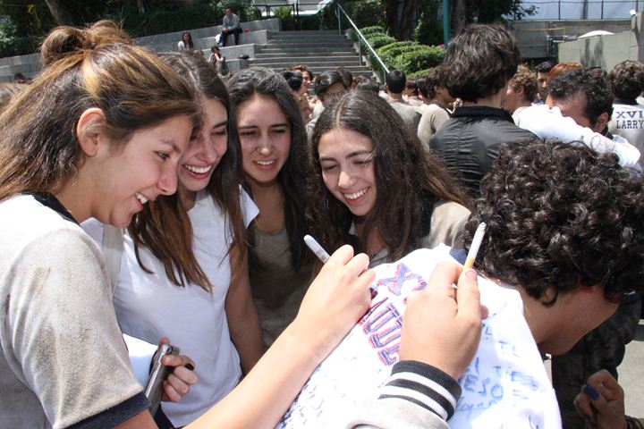 Ir a la Siguiente Foto