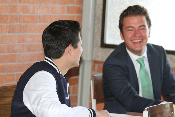 Ir a la Siguiente Foto