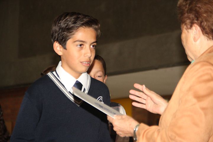 Ir a la Siguiente Foto