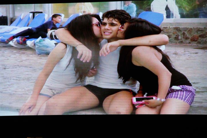 Ir a la Siguiente Foto