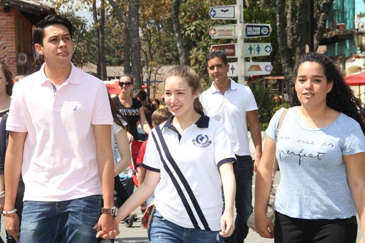 Ir a la Siguiente Foto