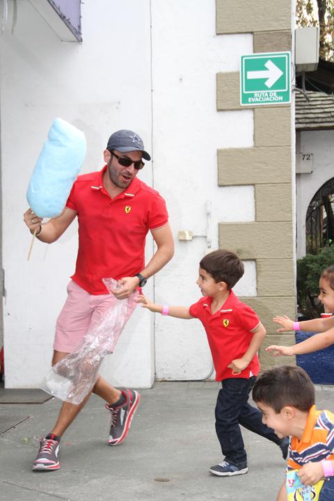 Ir a la Siguiente Foto