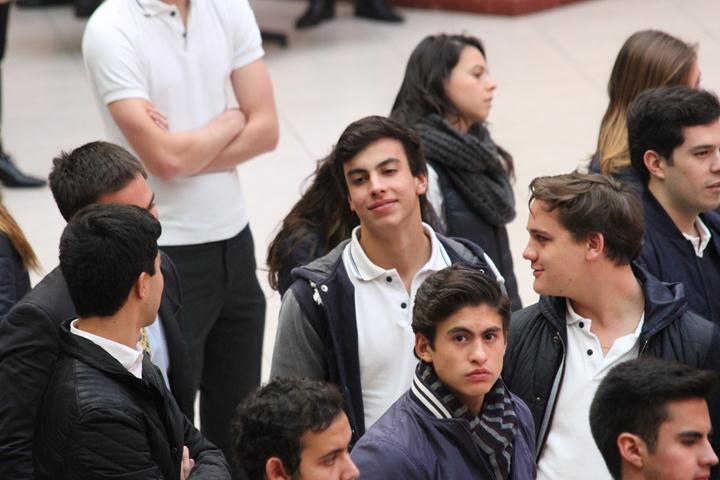 Ir a la Siguiente Foto