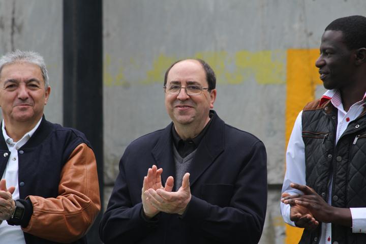 Ir a la Siguiente Foto