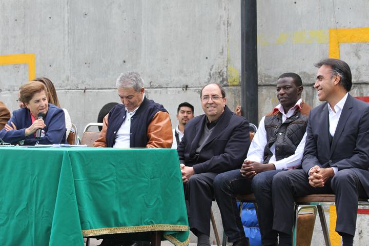 Ir a la Siguiente Foto