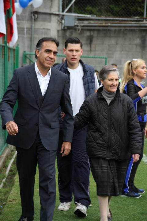 Ir a la Siguiente Foto