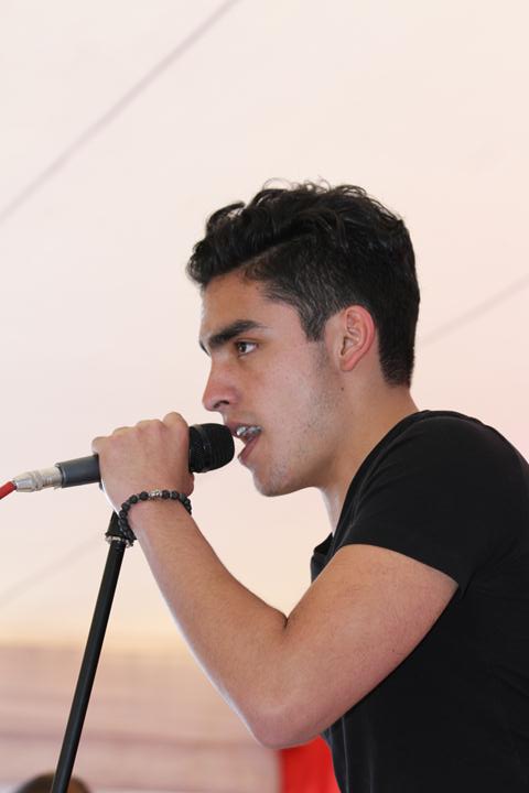 Ir a la Siguiente Foto