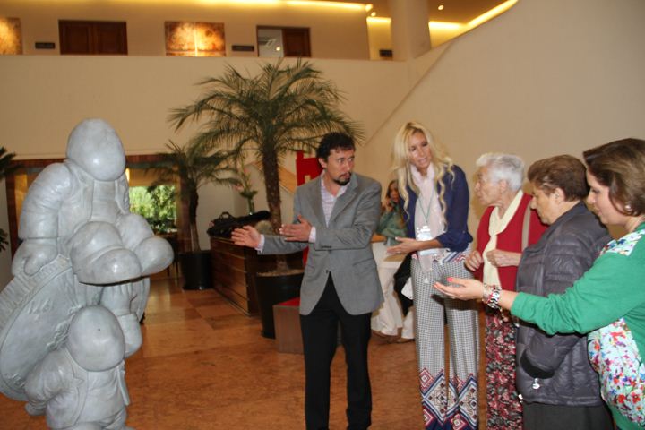 Ir a la Siguiente Foto