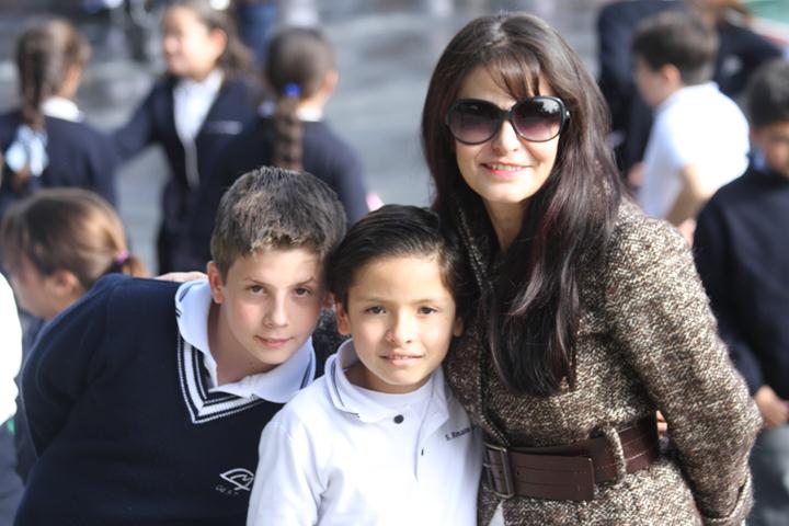 Ir a la Siguiente Foto