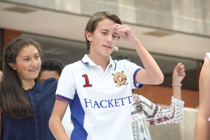 Ir a la Siguiente Foto