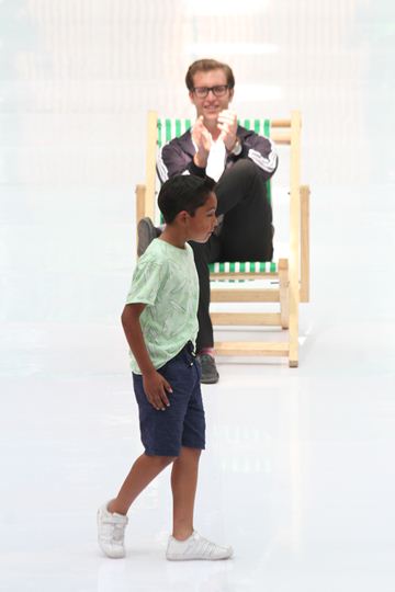 Ir a la Siguiente Foto