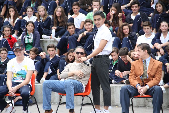 Ir a la Siguiente Foto