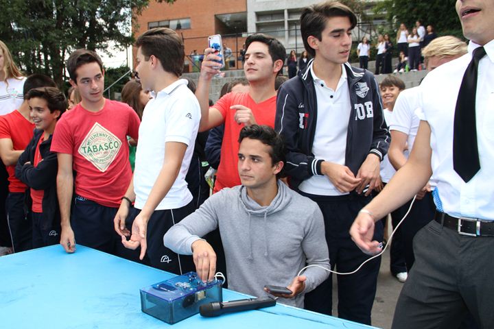 Ir a la Siguiente Foto