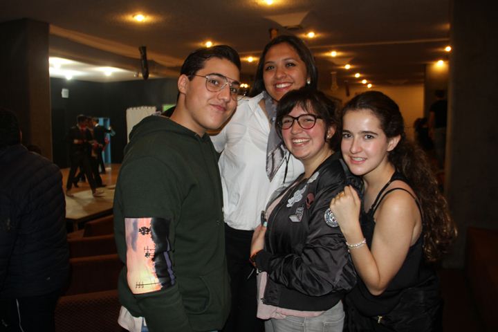 Ir a la Siguiente Foto