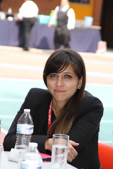 Ir a la Siguiente Foto