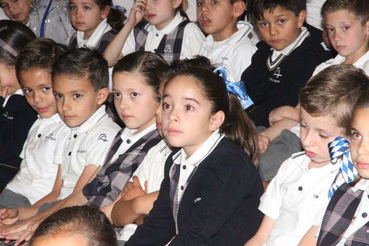 Ir a la Siguiente Foto