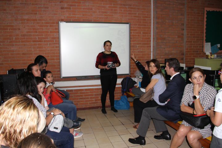 Ir a la Siguiente Foto