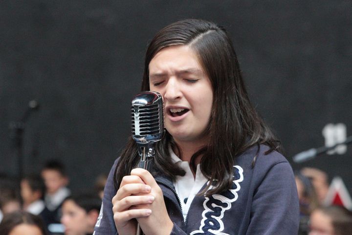 Ir a la Siguiente Foto