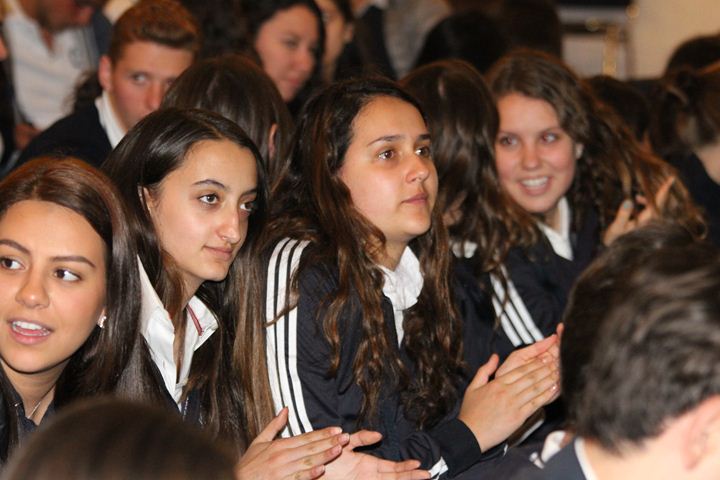 Ir a la Siguiente Foto