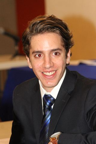 Ir a la Siguiente Foto
