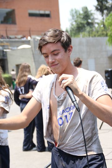 Ir a la Siguiente Foto