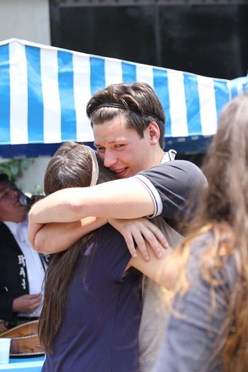 Ir a la Siguiente Foto