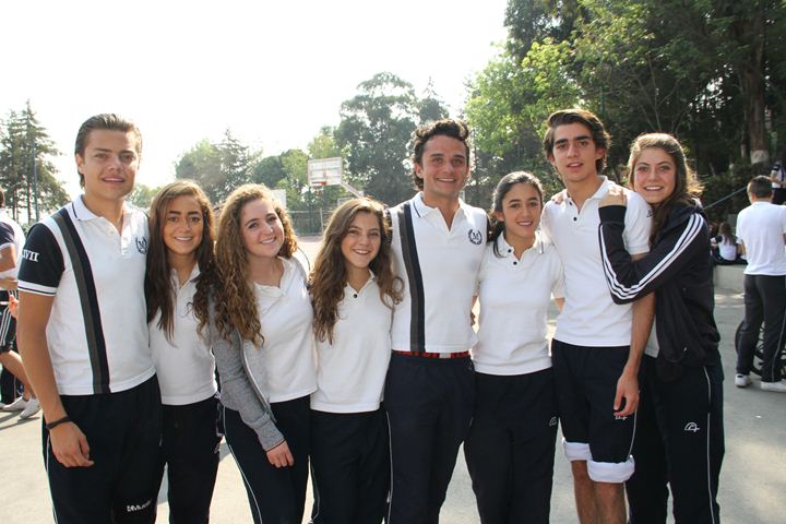 Ir a la Siguiente Foto