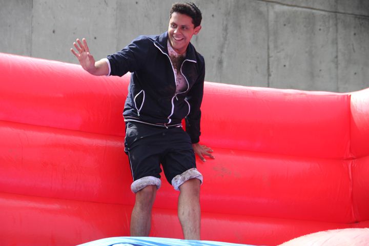 Ir a la Siguiente Foto