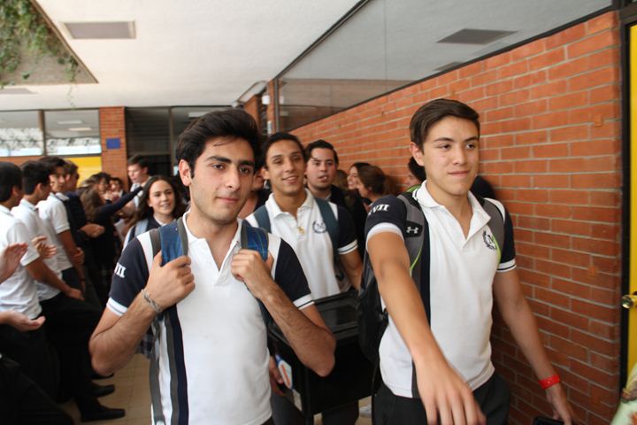 Ir a la Siguiente Foto