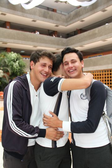 Ir a la Siguiente Foto