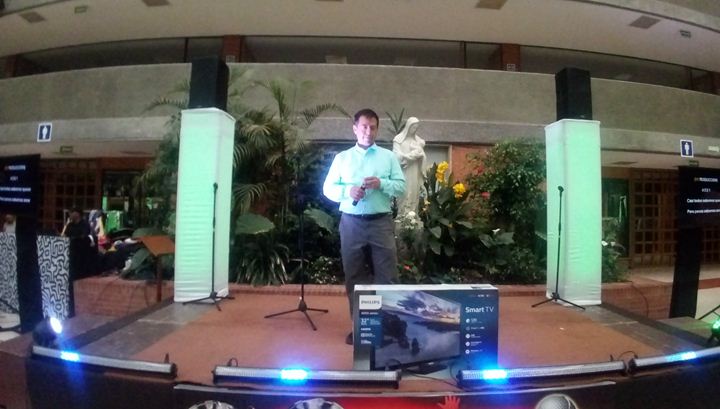 Ir a la Siguiente Foto