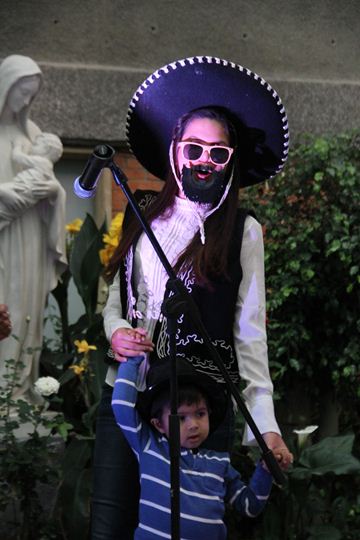 Ir a la Siguiente Foto