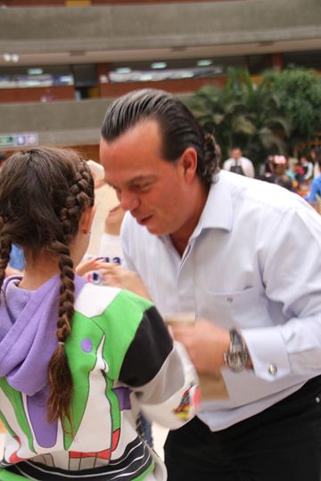 Ir a la Siguiente Foto