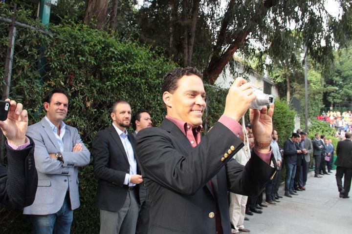 Ir a la Siguiente Foto