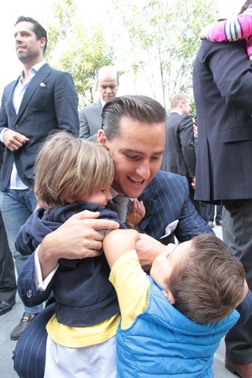 Ir a la Siguiente Foto