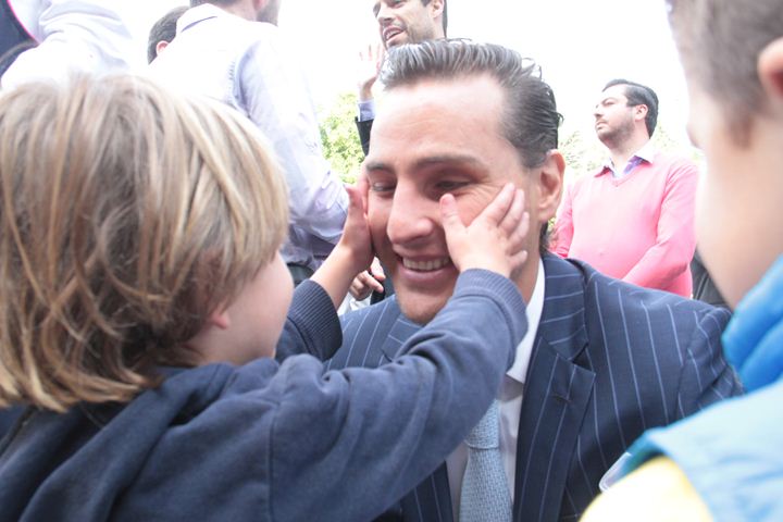 Ir a la Siguiente Foto
