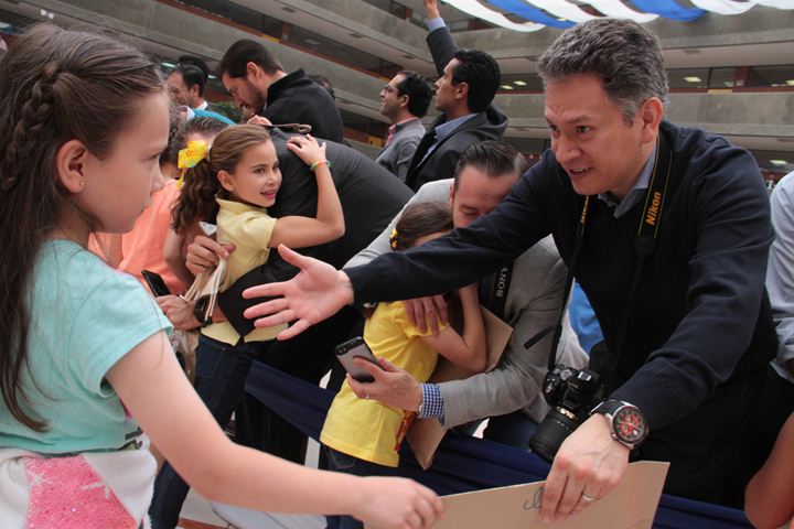 Ir a la Siguiente Foto