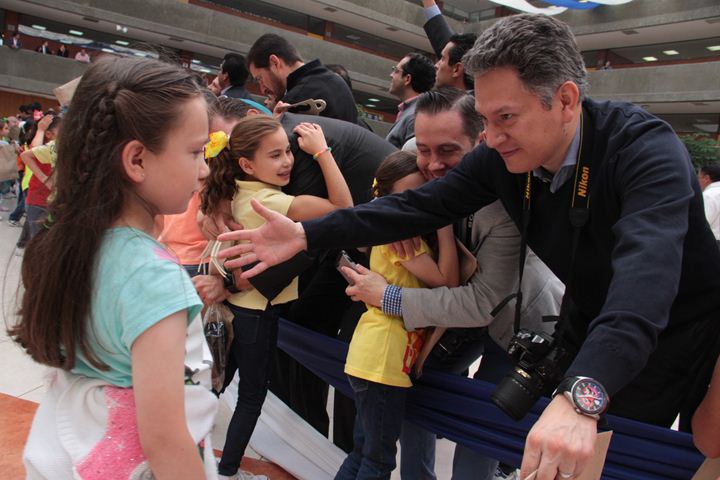 Ir a la Siguiente Foto