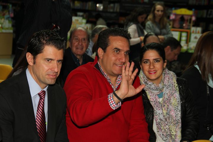 Ir a la Siguiente Foto