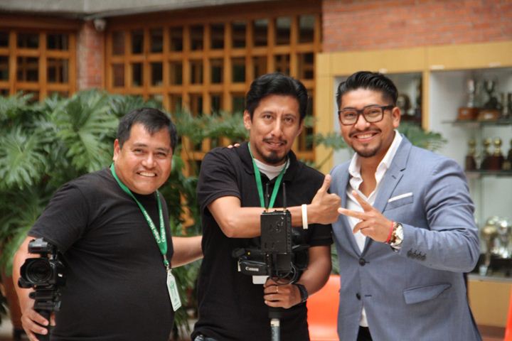 Ir a la Siguiente Foto