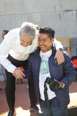 Ir a la Siguiente Foto