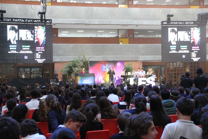 Ir a la Siguiente Foto