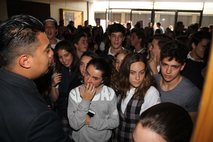 Ir a la Siguiente Foto